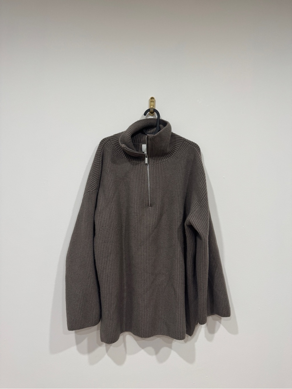 H&M Ribbed Half-Zip Turtleneck Sweater - Taupe Brown